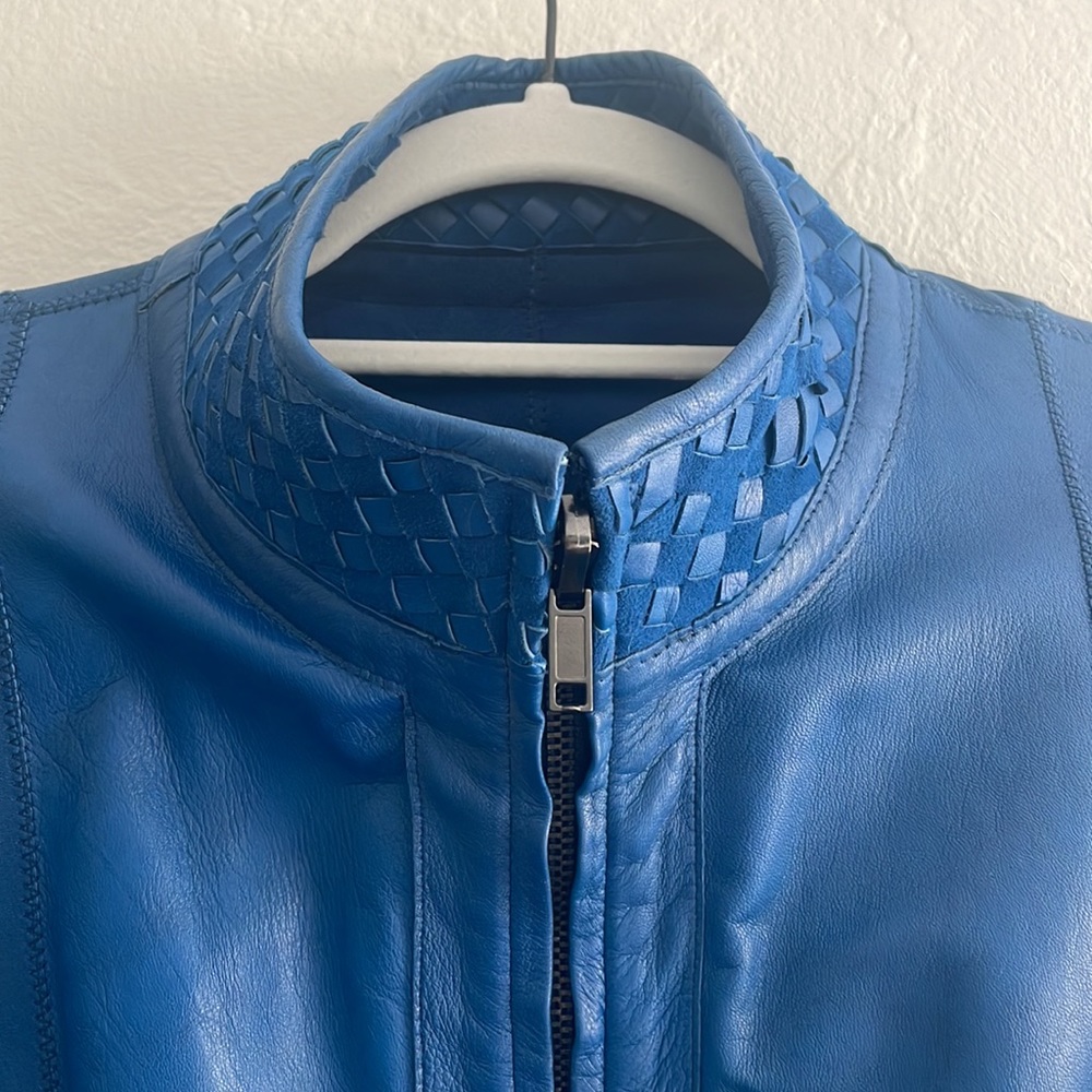 Italian Women’s Reversible Blue Leather and Suede short waisted jacket; Medium - Picture 2 of 16